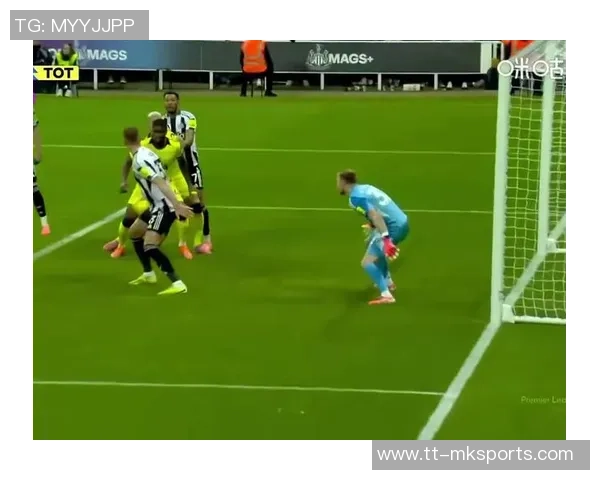 足球梅开二度的精彩瞬间与英语表达技巧分享